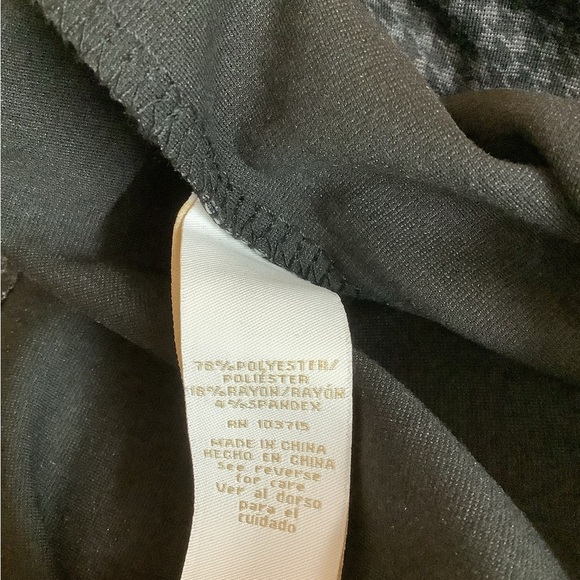 Hopes & Harlow Size XL Black and Gray Checkered Crop Pants. New With Tags. - Picture 7 of 7